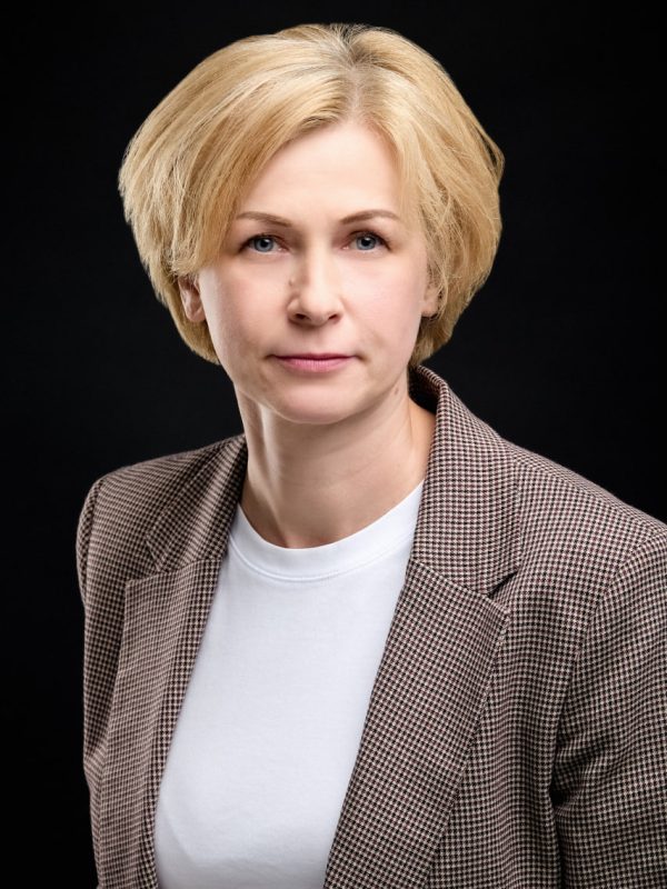 Олена Антохіна